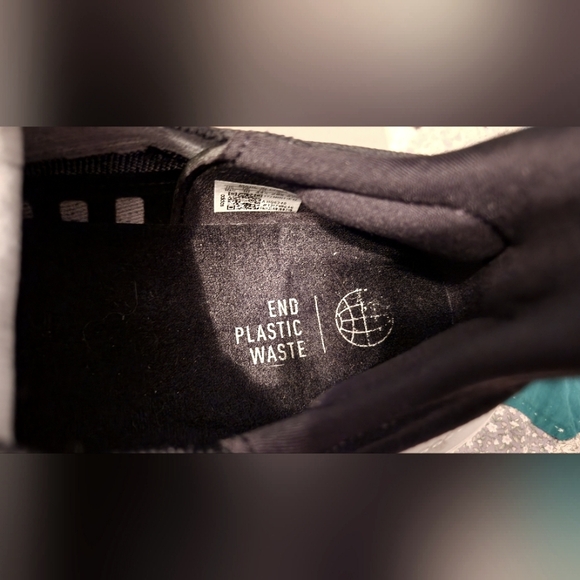 Adidas Ultra Boost Light Men's Running Shoe - Picture 10 of 10